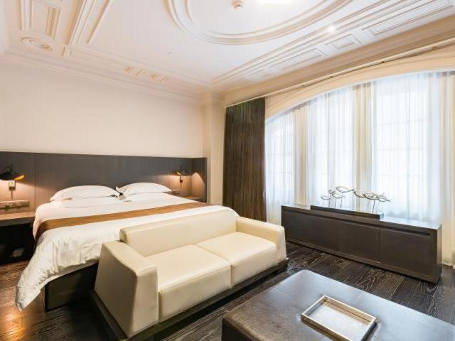 Jinjiang Inn Nanjing Road Pedestrian Streeteast Asia Hotel Shanghai Exterior photo